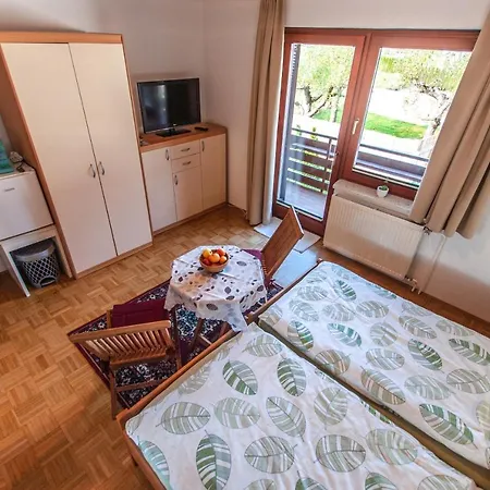 Alenka * ボーヒニ