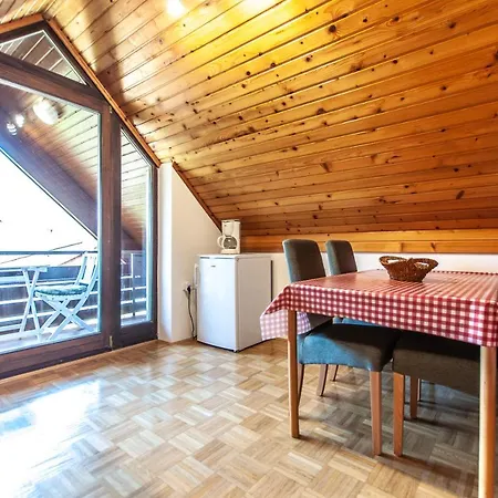 Apartman Alenka *