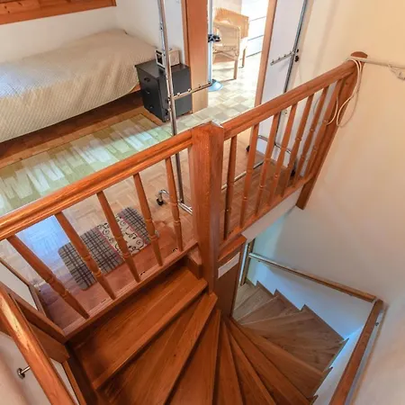 Apartment Alenka *